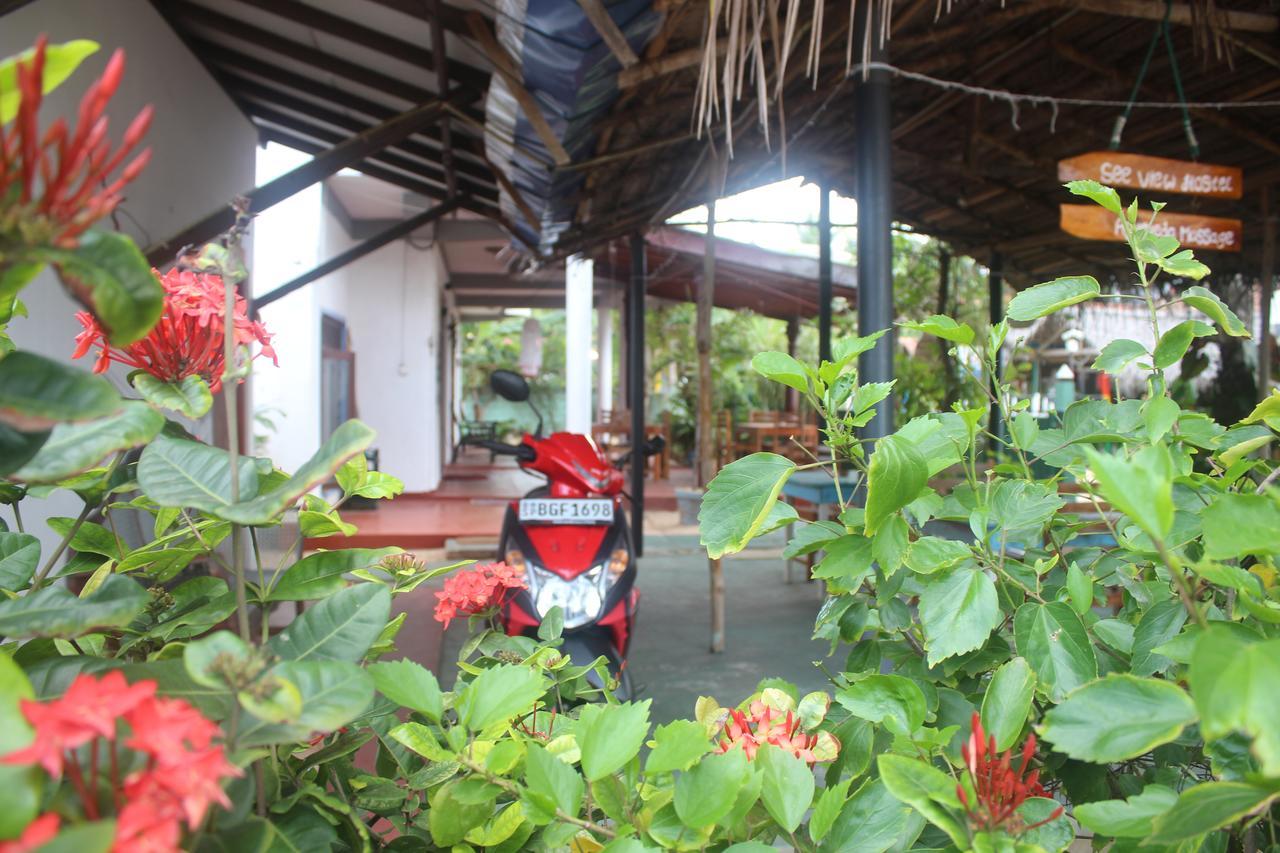 Julie Guest House Тангалла Экстерьер фото