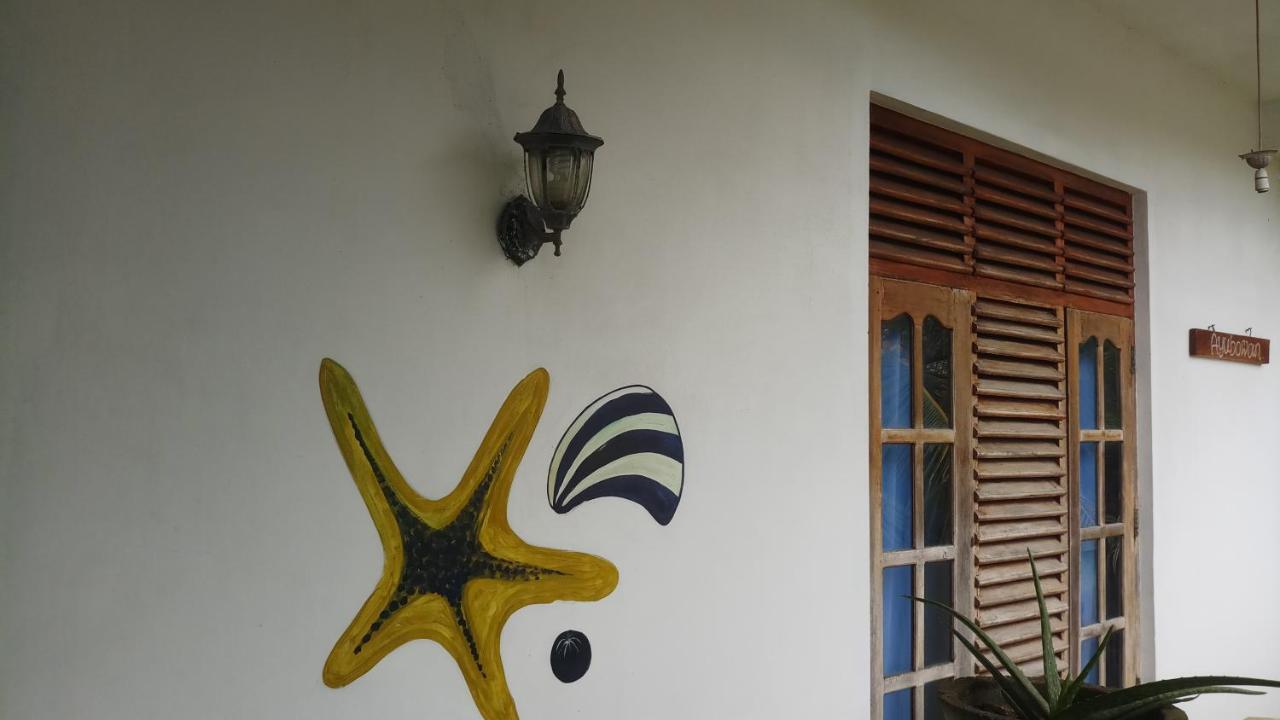 Julie Guest House Тангалла Экстерьер фото